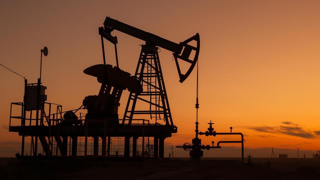 Brent Petrolün Varil Fiyatı 93,24 Dolar Seviyesinde İşlem Görüyor