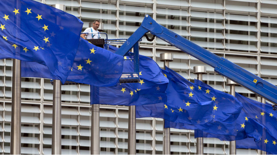 Euro Bölgesi'nde Yılın İlk Çeyreğinde Sınırlı Ekonomik Büyüme ve İstihdam Artışı