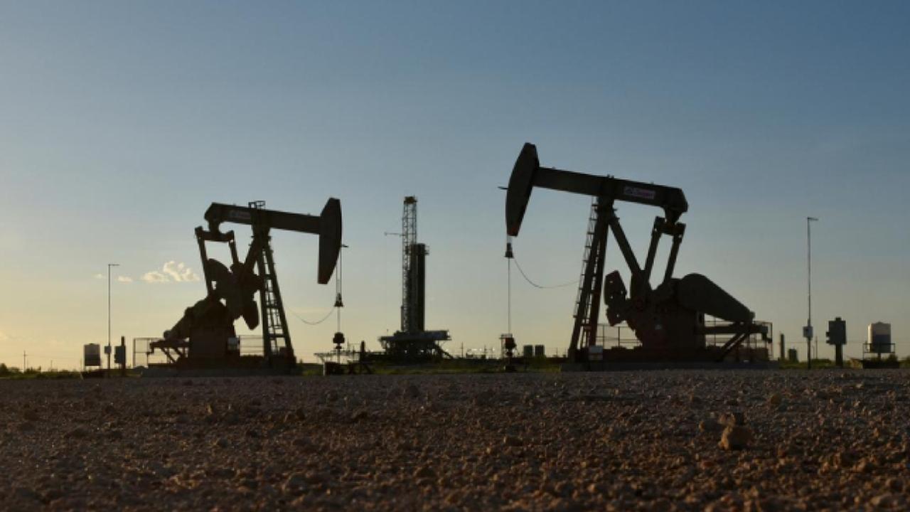 Brent Petrol Varil Fiyatı 104,61 Dolar Düzeyinde Seyrediyor